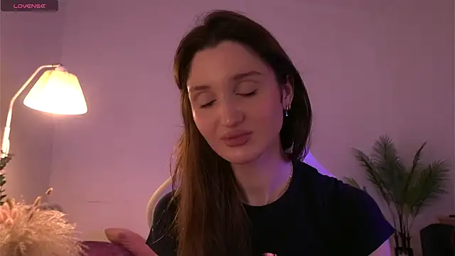 tender babyy online show from December 18, 2025, 10:43 am