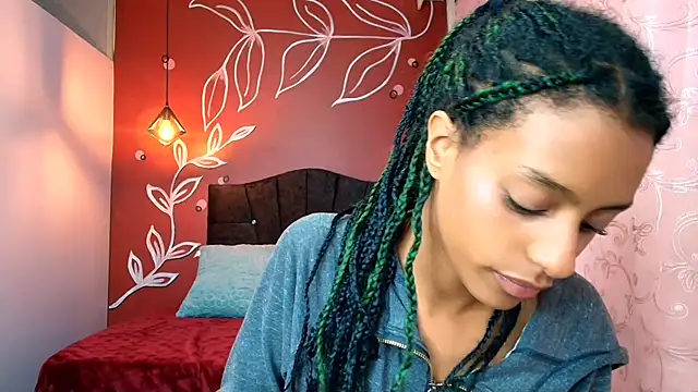 Zia Green online show from January 13, 2025, 6:27 pm