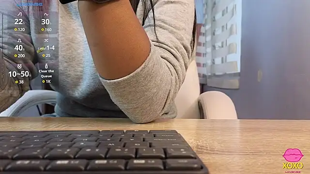 lou rosse  online show from February 19, 2025, 7:59 pm