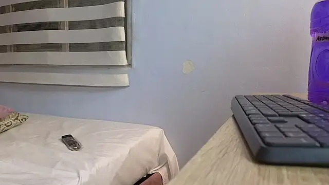 lou rosse  online show from March 2, 2025, 2:41 am