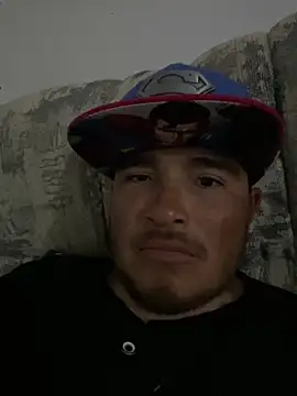 Snapshot of gallisky75 chatting on March 21, 2025, 6:27 am gallisky75 online show from March 21, 2025, 6:27 am