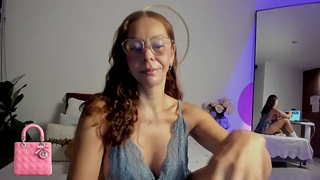 AvaCollinss online show from March 8, 2026, 11:14 am