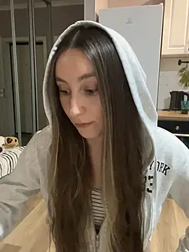 viviandaimond1 online show from February 8, 2025, 5:39 pm