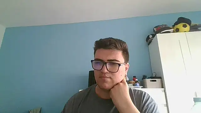 sorolla12 online show from March 6, 2026, 12:12 pm