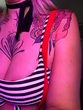 GoldieBakeman online show from October 27, 2025, 6:01 pm