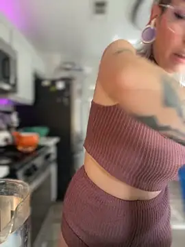 GoldieBakeman online show from December 5, 2025, 7:32 pm