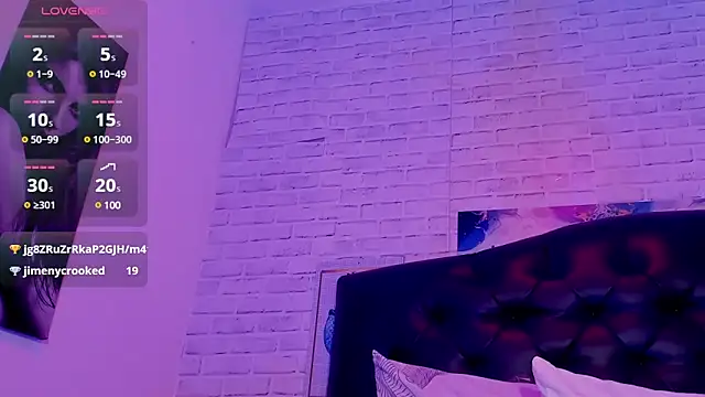 Snapshot of _Chartlotte chatting on February 9, 2025, 2:17 am  Chartlotte online show from February 9, 2025, 2:17 am