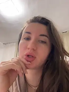 Snapshot of Lorennameliyy chatting on January 23, 2025, 4:30 am Lorennameliyy online show from January 23, 2025, 4:30 am