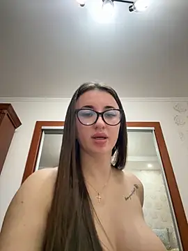 Snapshot of Lorennameliyy chatting on October 16, 2025, 7:15 pm Lorennameliyy online show from October 16, 2025, 7:15 pm