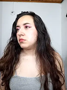 Emi chik online show from December 19, 2024, 2:23 am