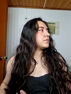 Snapshot of Emi_chik chatting on May 15, 2026, 4:08 am Emi chik online show from May 15, 2026, 4:08 am
