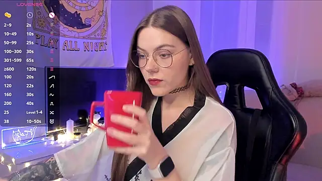 Snapshot of Marta_May_ chatting on February 13, 2025, 5:22 pm Marta May online show from February 13, 2025, 5:22 pm