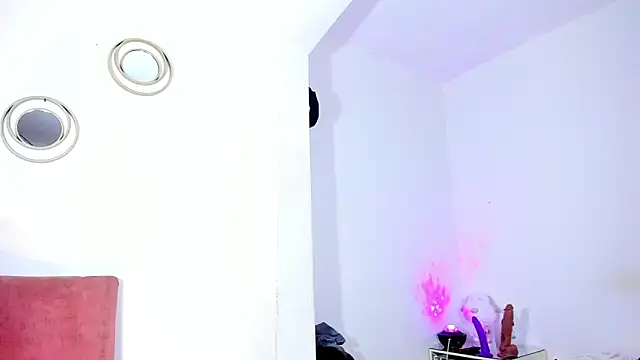 Sofia HornyTs online show from March 25, 2026, 4:29 am