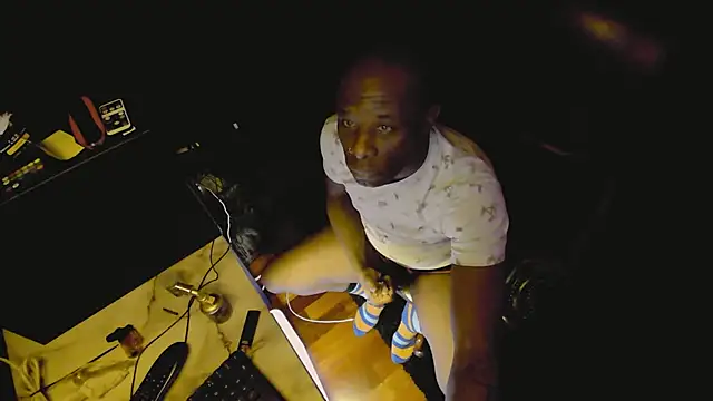 Pressure69mee online show from February 6, 2025, 3:16 am