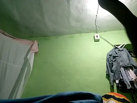 ruygw online show from December 19, 2024, 11:14 pm