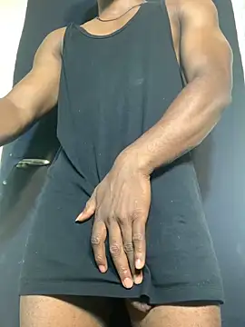 Snapshot of Black_mamba_madingo chatting on February 4, 2025, 11:16 am Black mamba madingo online show from February 4, 2025, 11:16 am