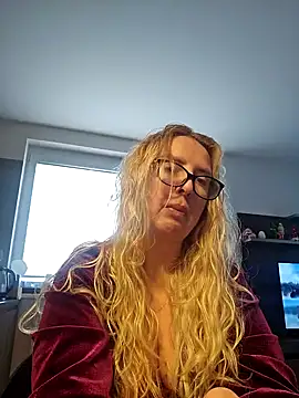 MariaRichi  online show from February 25, 2025, 6:58 am