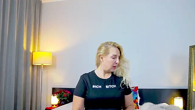 MariaRichi  online show from March 1, 2025, 4:00 pm