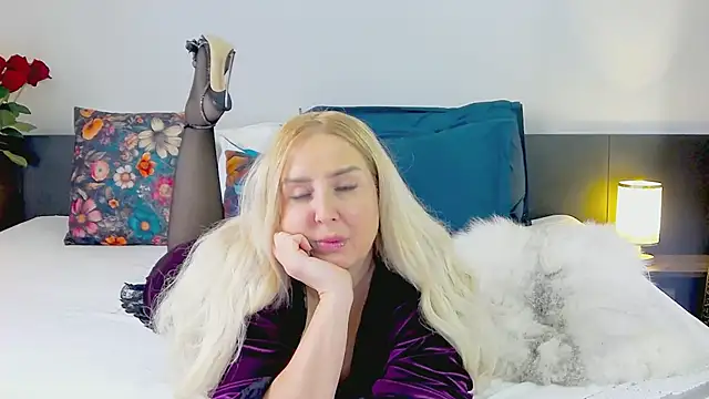 MariaRichi  online show from March 13, 2025, 12:13 pm