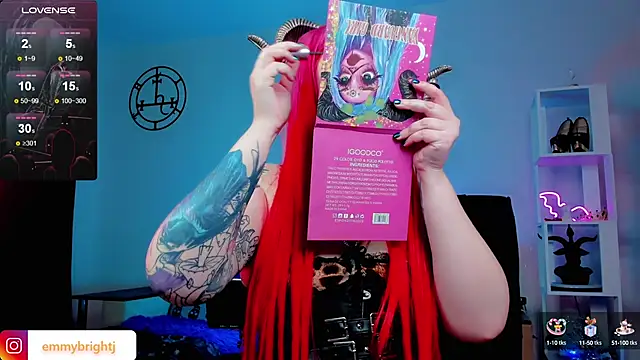 Snapshot of Emmybrightj_ chatting on January 10, 2025, 12:06 am Emmybrightj online show from January 10, 2025, 12:06 am
