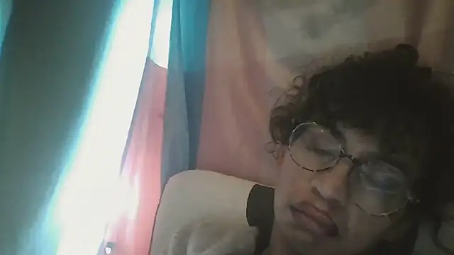 Snapshot of Querida-Mia chatting on February 22, 2026, 6:28 pm Querida-Mia online show from February 22, 2026, 6:28 pm