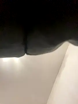 Gya Rue online show from November 17, 2025, 8:25 pm