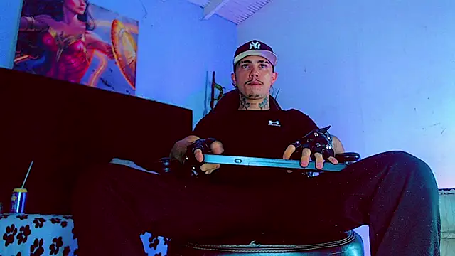 HannibalLester online show from October 26, 2025, 6:14 pm