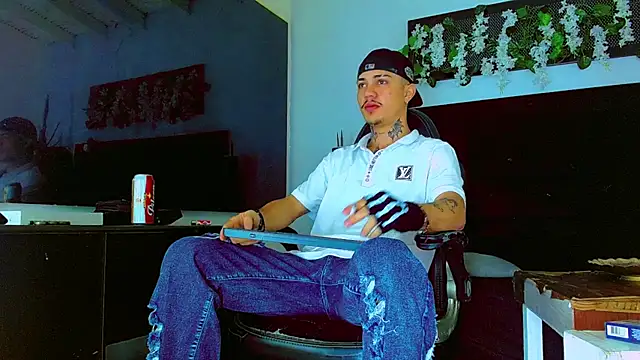 HannibalLester online show from April 10, 2026, 4:06 am