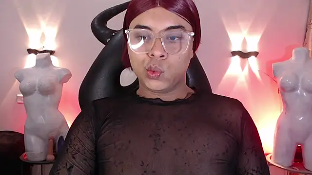 Emili Roux online show from February 22, 2026, 5:44 pm