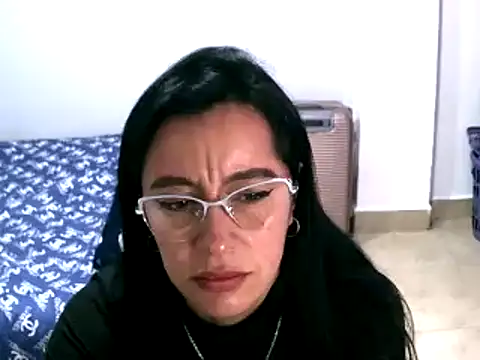 hailey85 online show from January 3, 2025, 8:01 pm