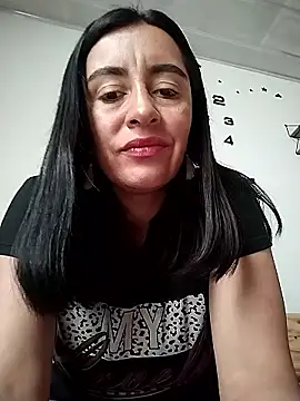 hailey85 online show from January 17, 2026, 2:55 pm