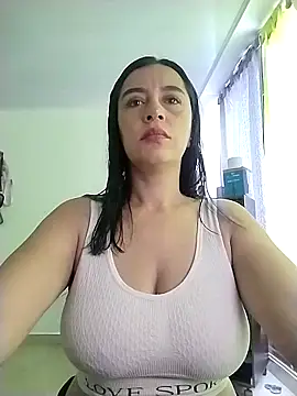 hailey85 online show from March 7, 2026, 6:38 pm