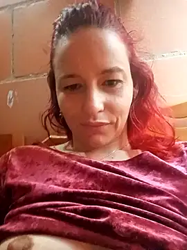 Snapshot of Rachhelle__ chatting on December 31, 2024, 11:31 am Rachhelle online show from December 31, 2024, 11:31 am