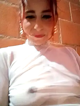 Snapshot of Rachhelle__ chatting on February 4, 2025, 1:56 am Rachhelle online show from February 4, 2025, 1:56 am