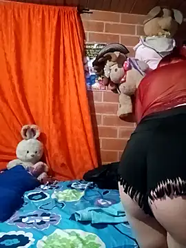 Snapshot of Rachhelle__ chatting on February 12, 2025, 1:41 am Rachhelle online show from February 12, 2025, 1:41 am