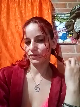 Snapshot of Rachhelle__ chatting on March 4, 2025, 1:01 am Rachhelle online show from March 4, 2025, 1:01 am