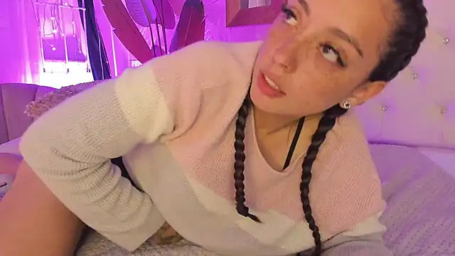 sadashi moon  online show from February 6, 2025, 6:51 am