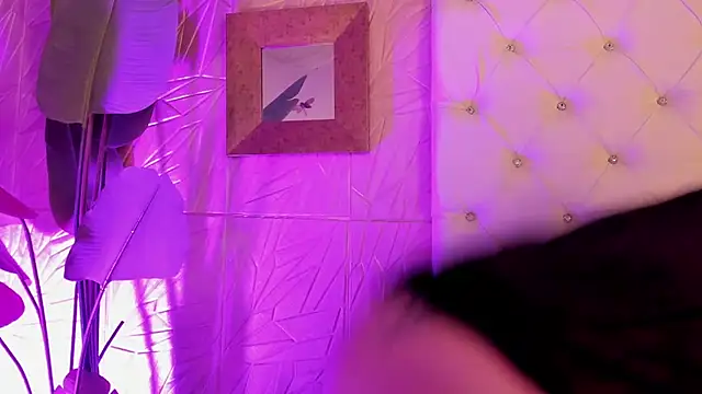 sadashi moon  online show from March 5, 2025, 9:49 am