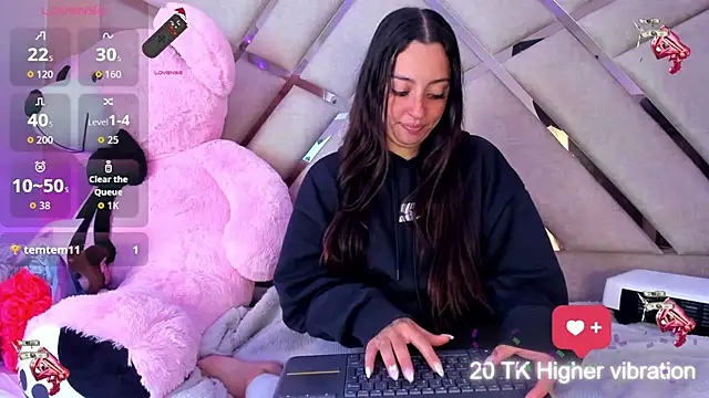 sadashi moon  online show from October 13, 2025, 2:11 am