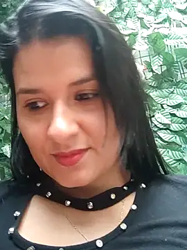 elena jonees online show from November 18, 2025, 8:57 pm