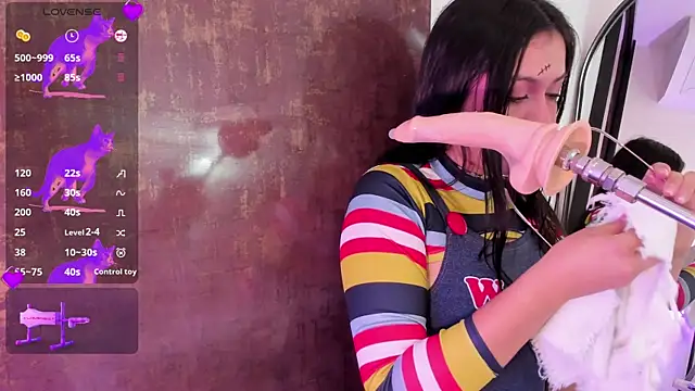 emma smile online show from January 28, 2025, 12:11 pm