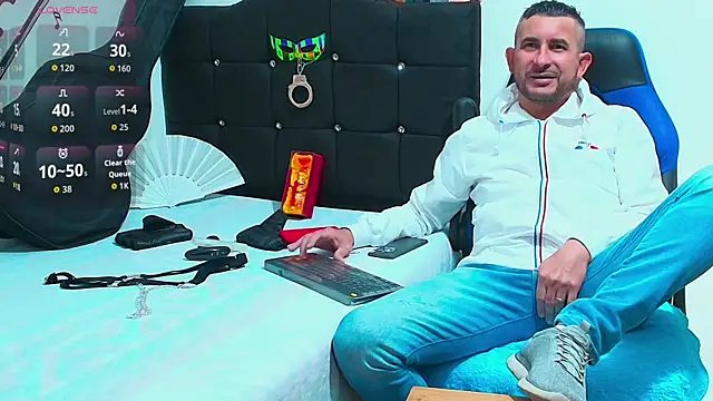 Yeol King online show from November 3, 2025, 6:42 pm