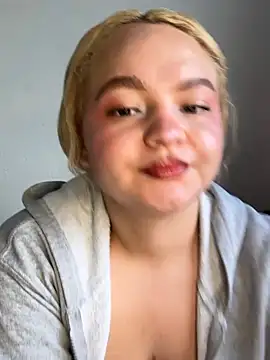 Naiara Sex  online show from April 6, 2026, 7:59 pm