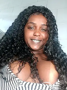 annybarros21 online show from January 14, 2026, 2:01 pm