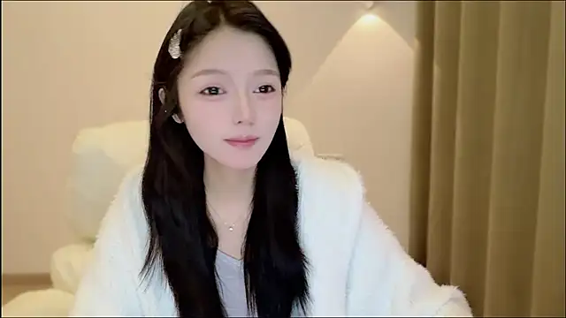 xiaodaibabyy online show from November 7, 2025, 6:46 am