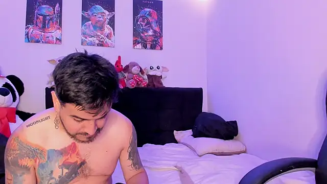 Carlasxdreams online show from June 3, 2026, 1:52 am