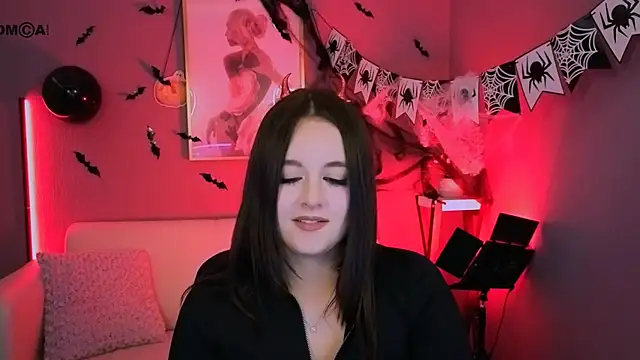 rozmary ket online show from October 24, 2025, 12:23 pm