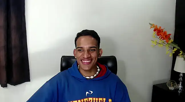 AbrahanBratz online show from January 3, 2025, 7:18 pm