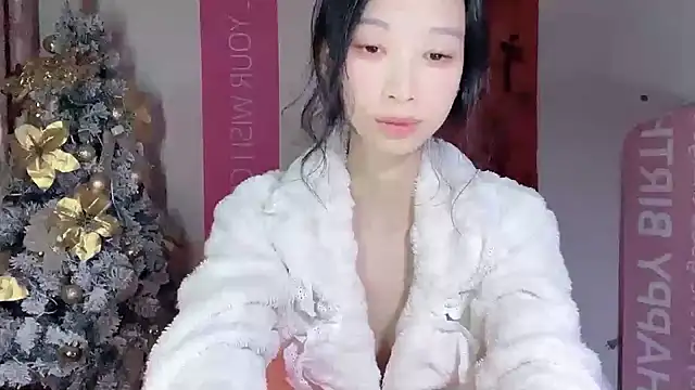 Lili-2 online show from January 1, 2025, 6:16 pm