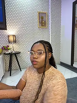 Makena gh online show from March 20, 2025, 4:29 am